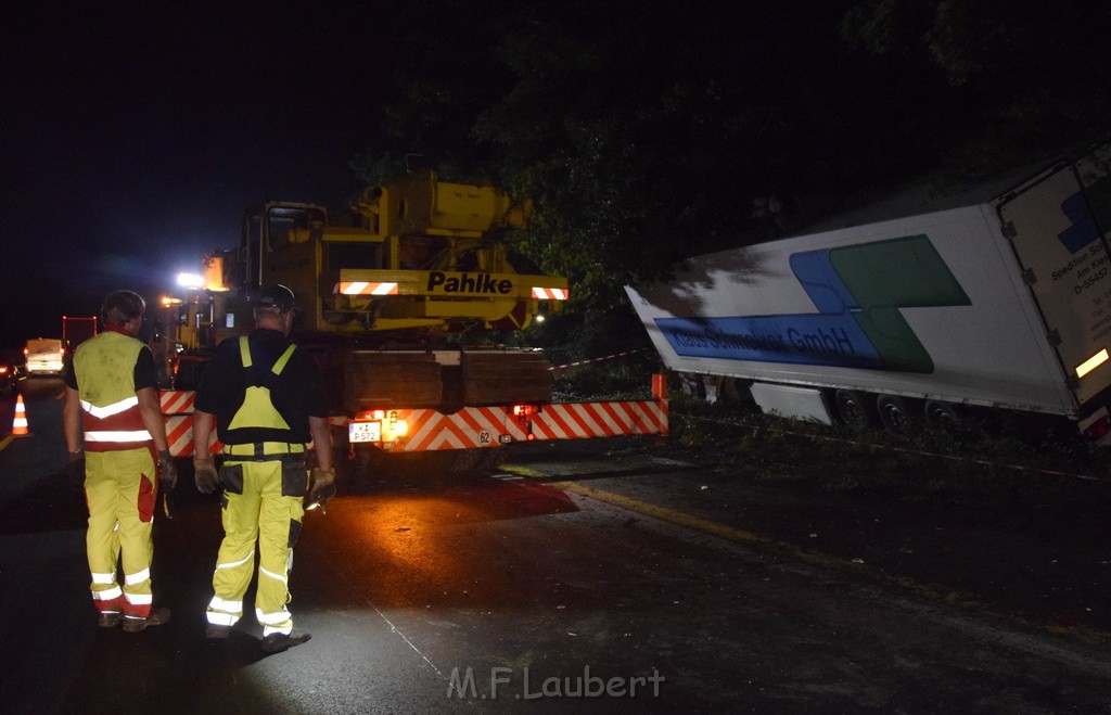 Schwerer VU A 3 Rich Oberhausen Hoehe AK Leverkusen P086.JPG - Miklos Laubert